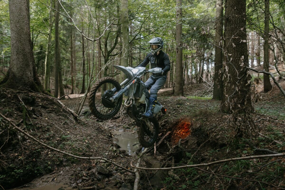 QJ Motor Avant