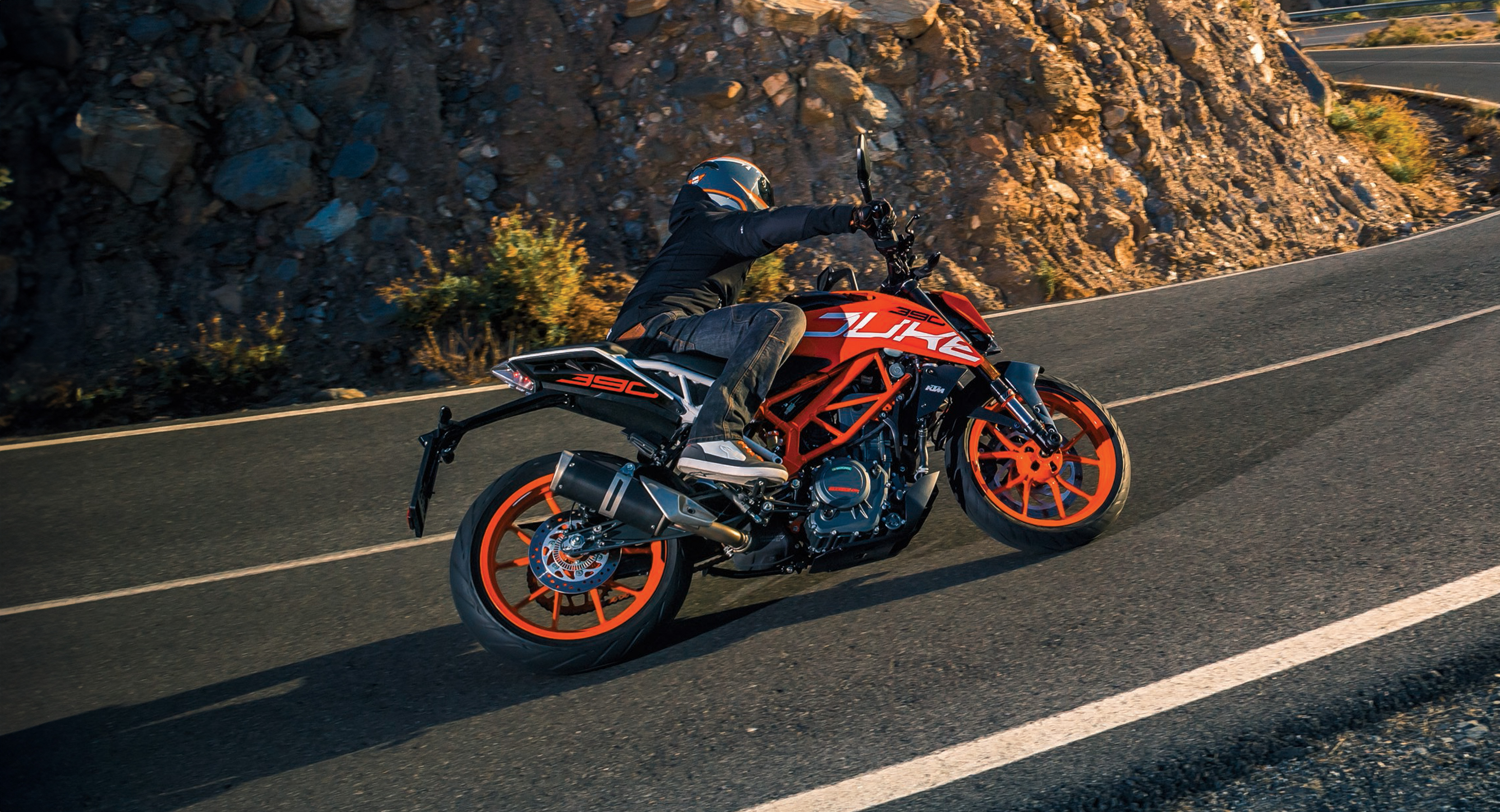 Moto KTM 2
